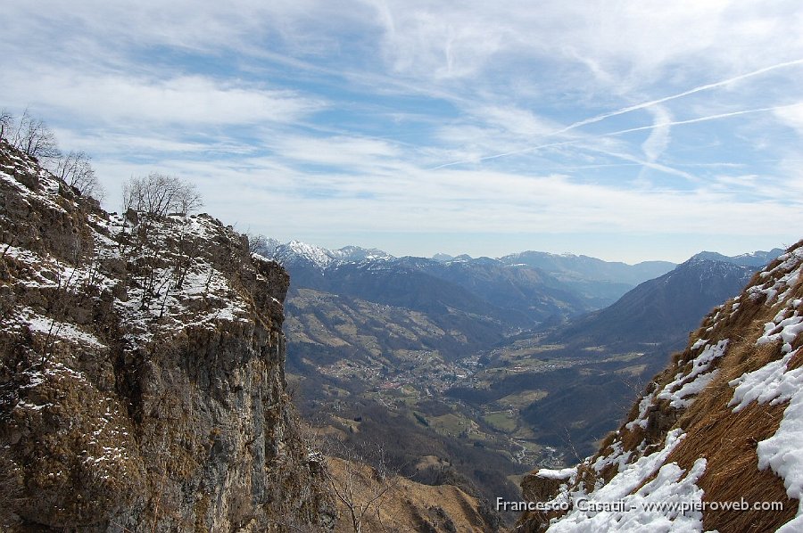09 Vista sull'imbocco della Val Taleggio.jpg